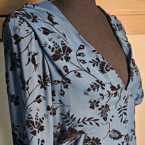 Cute Coquette Dress in Teal /Black Floral. Size Small, Flair Sleeves by Miami - Picture 10 of 11